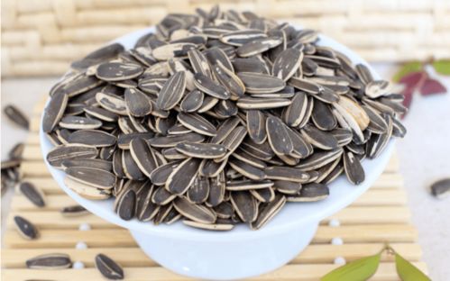 警惕！略陽(yáng)市場(chǎng)曝光 一批次原味瓜子抽檢不合格，五香瓜子安全引關(guān)注